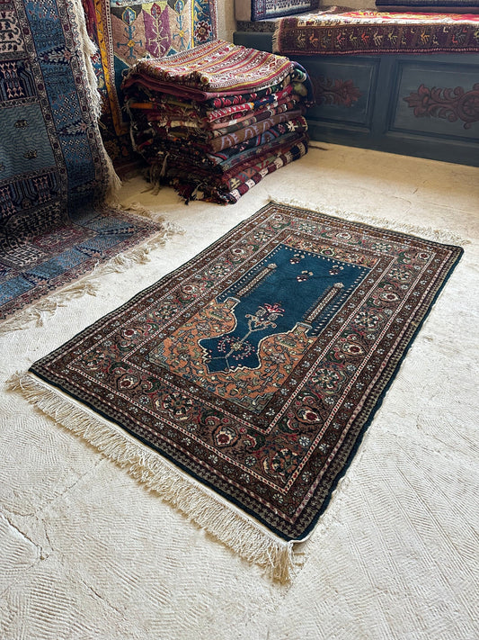 Ceyrek Rug