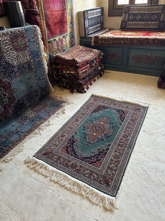 Ceyrek Rug