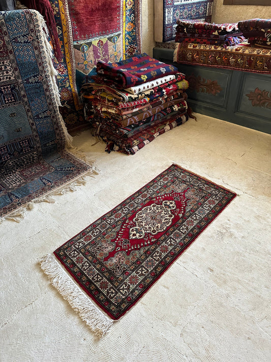 Yastik Rug