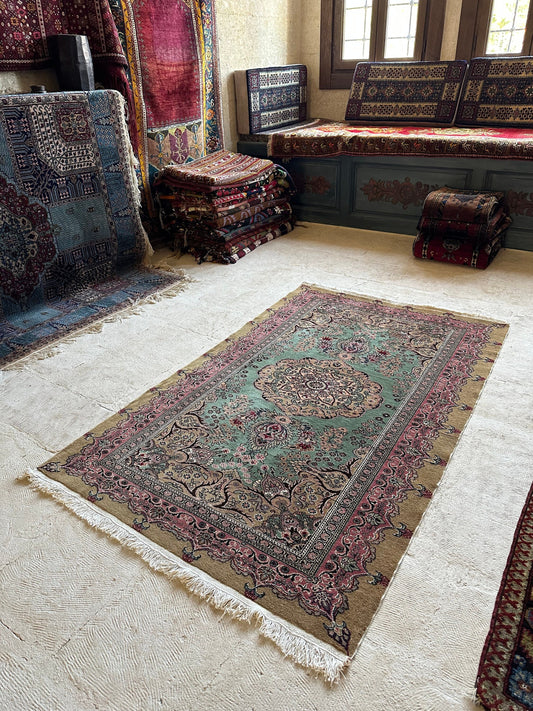 Seccade Rug